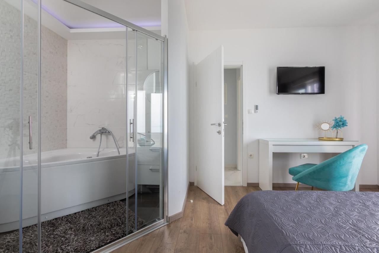 Luxury Holiday Home Dioniz Podgora Oda fotoğraf