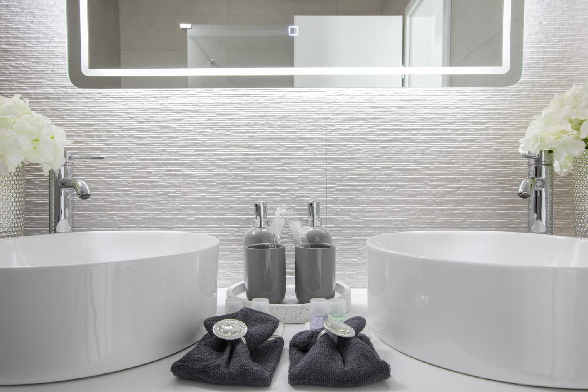 Luxury Holiday Home Dioniz Podgora Oda fotoğraf