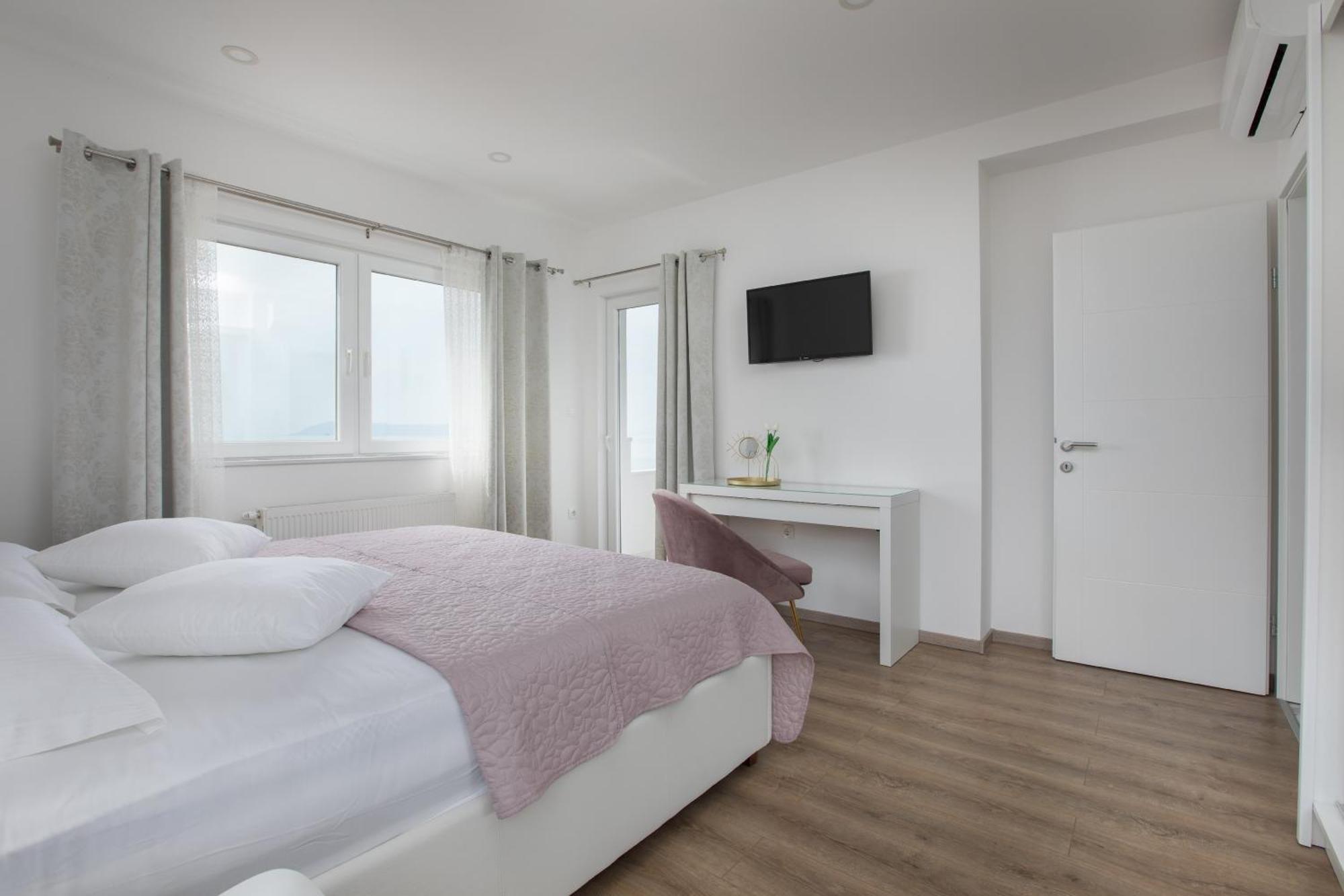 Luxury Holiday Home Dioniz Podgora Oda fotoğraf